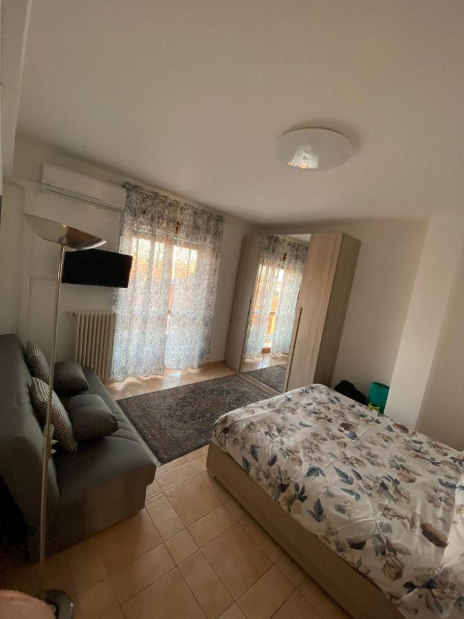 Apartamento Luminoso Peschiera del Garda Exterior foto