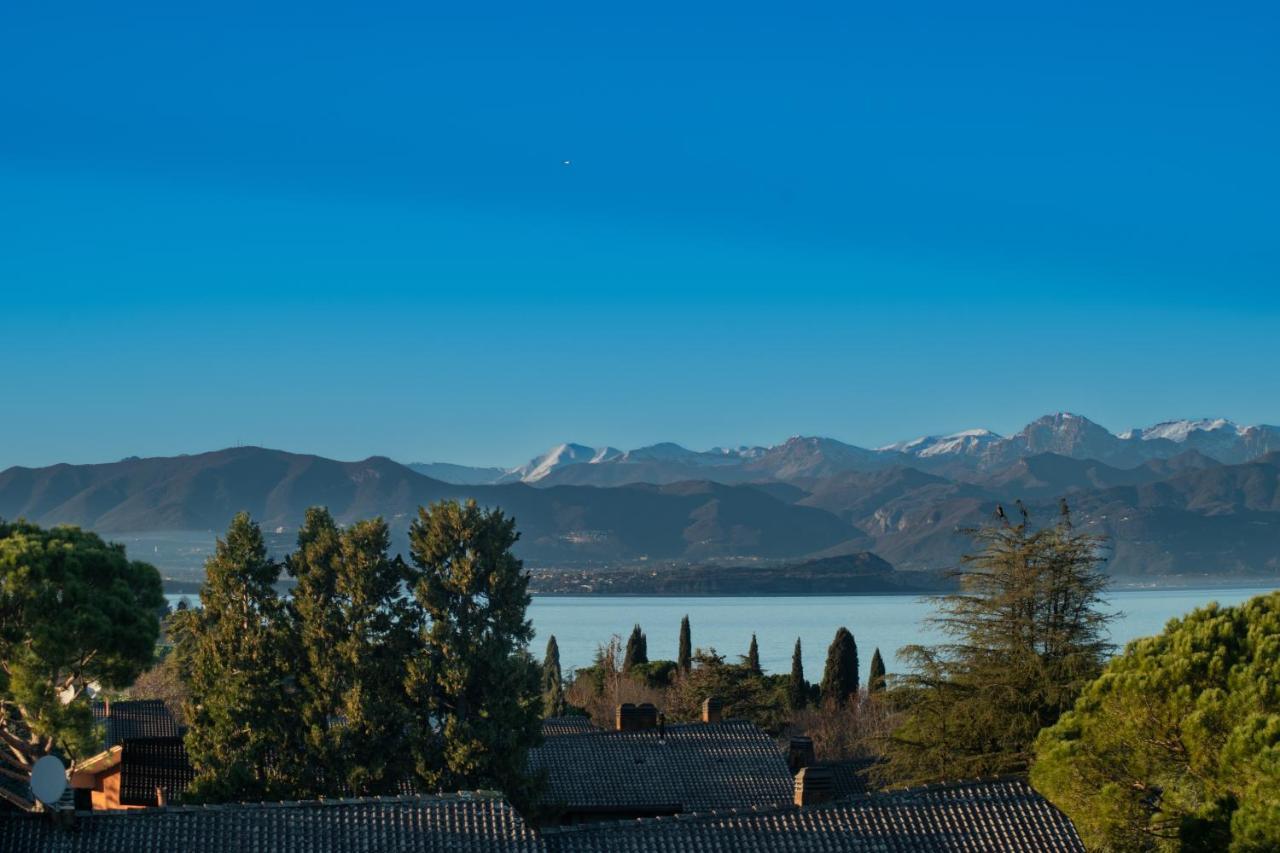 Apartamento Luminoso Peschiera del Garda Exterior foto